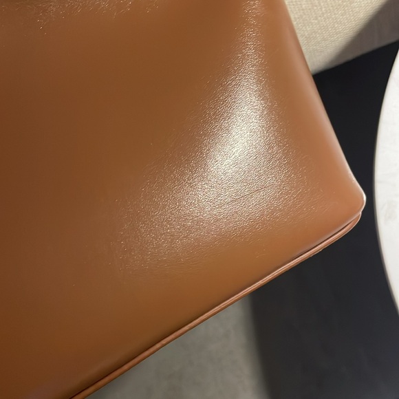 Elleme Baozi Cross-Body Bag - Picture 12 of 14